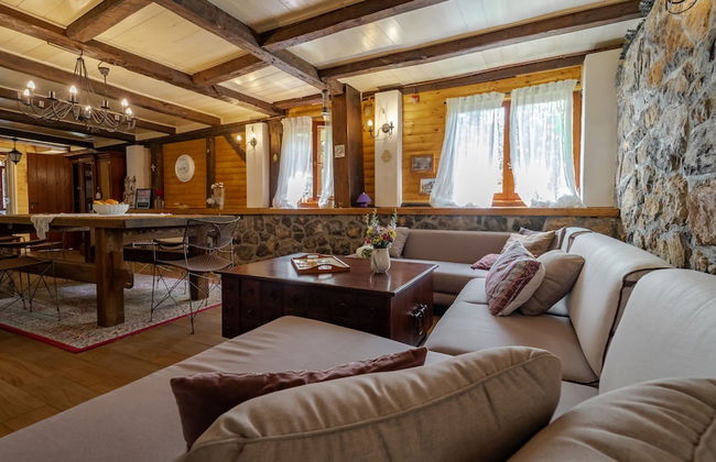 Charming Holiday House in Velika Lesnica - Foto 9