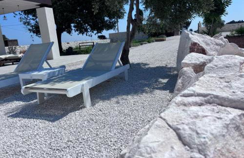 Aeneas Villa Pool & Jacuzzi al mare Torre Guaceto - Foto 49