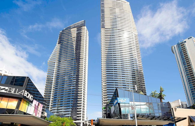 Mantra Circle on Cavill - Foto 1