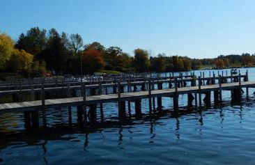 Cottage 5-6 - 2 Bedroom 1 Bath End Unit with Kitchenette Private Courtyard Pet Friendly fee applies - Photo 29