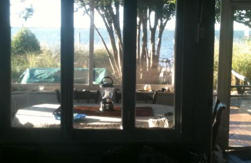 Chill Fire Island Beachfront Cottage with Amazing Bay and Sunset Views, Perfect Location in Fair Harbor - Foto 8