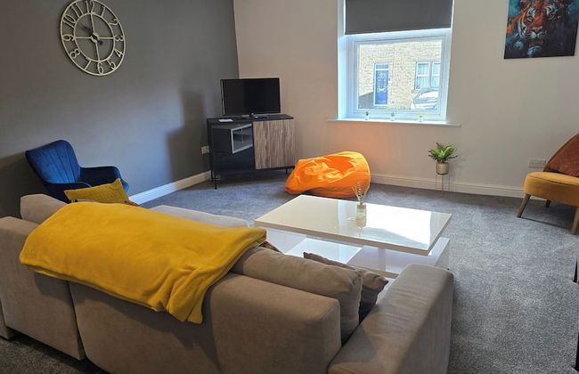 3 bed Apartment in Huddersfield - Foto 9