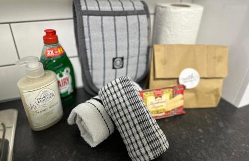 Comfortable 2BR Home 4 Beds Great for Small Groups - Foto 35