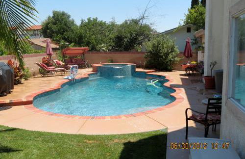 Elegant private studio with private entrance and pool access - Foto 17