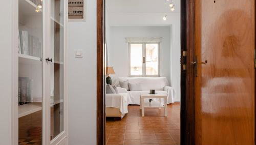 3BD Apt in The Center of Eretria - Foto 3