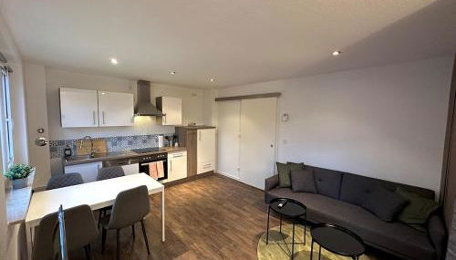 Modern 2 Bedroom Apartment near train station - Foto 4