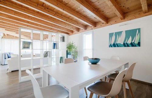 White Attic - by MyHomeInComo - Foto 57