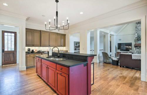 Mountain Views! Home in Brights Creek Golf Club - Foto 9