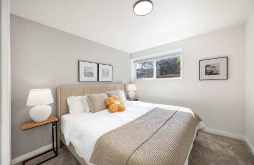 Brand New 2BR Queen Anne Condo Designer's Taste - Foto 6