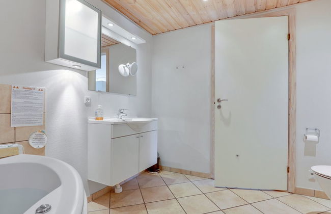 "Halldora" - 10m from the sea - Foto 11