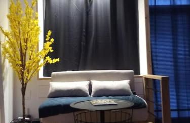 CHARMANT STUDIO à 2 pas de NAVAL GROUP au coeur d une rue commerçante - Foto 7