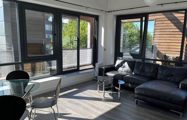 Lovely 2-bed Apartment in Manchester - Foto 1