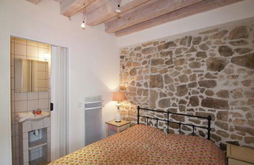 Very nice cottage with studio on a domain with heated pool - Foto 45