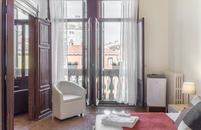 Venice Palace Tintoretto - Photo 28