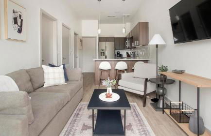 Landing Stylish 1BD Gym Rooftop Lounge - Foto 4