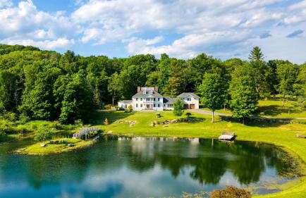 Secluded Estate Optional Guest House, Pond, Playroom, Gym & Theater Sunny Pond by Avantstay - Foto 139