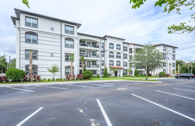 Top Floor Modern Vista Cay Reserve Condo - 5004 - Foto 25