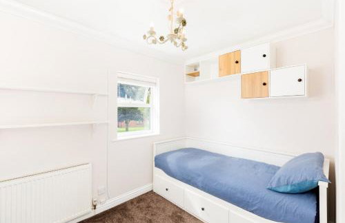 Harborne Queen Elizabeth hospital home - Photo 10