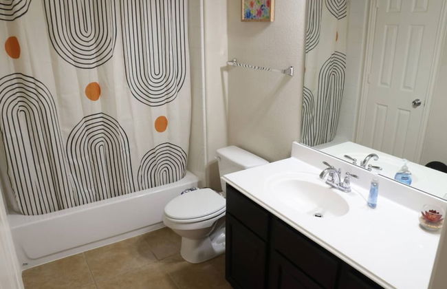 Homify360 5BR Home With Game Room Media Room - Foto 23