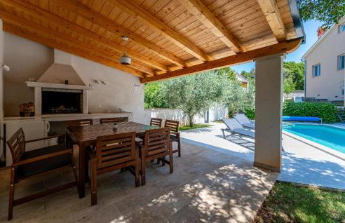 Beautiful Apartment In Beloci With Wifi - Foto 16