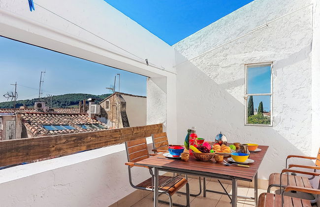 La Cadièrienne - Foto 1