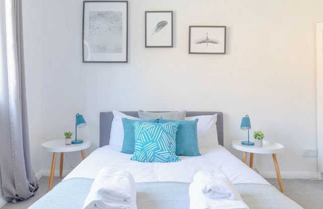 Lovely 4 Bed House w Garden, 1 Stop to Waterloo - Foto 8