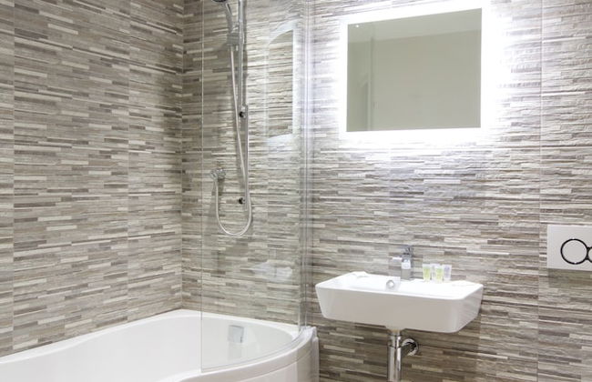 Railway Apartments - Photo 38