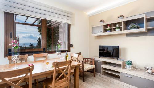 TwinStars apartment with courtyard and view - Foto 3