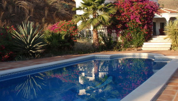 Comfortable Luxury Villa With Private Swimming Pool - Foto 2, Imagen principal