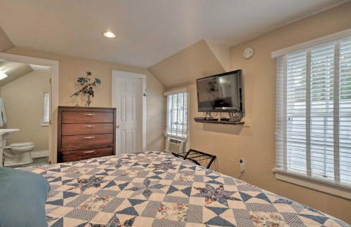 Creekside Home with Patio, Walk to Manitou Incline! - Foto 16