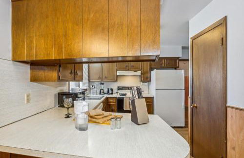 HotTub, Cinema & Games in a Quiet Neighborhood - Foto 32