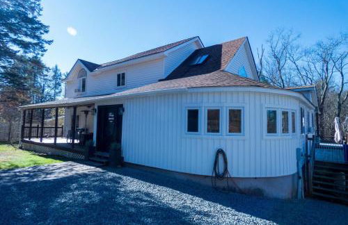 Chic Catskills Farmhouse - Foto 16