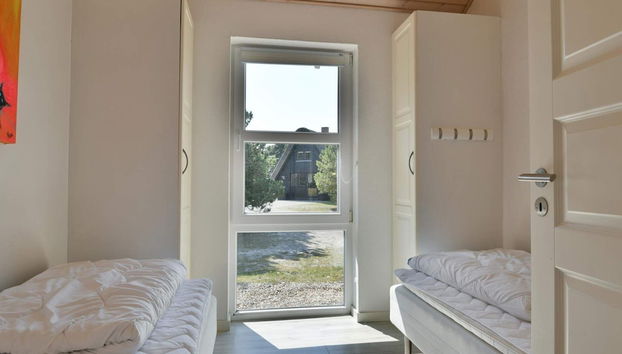 8 Person Holiday Home in Fano - Foto 2, Habitación