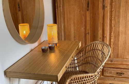 Ferienwohnung-Kapitaen-Hook-mit-Sonnenterrasse-Garten-zwischen-Strand-Wald-Wiese-auf-Ruegen - Foto 9