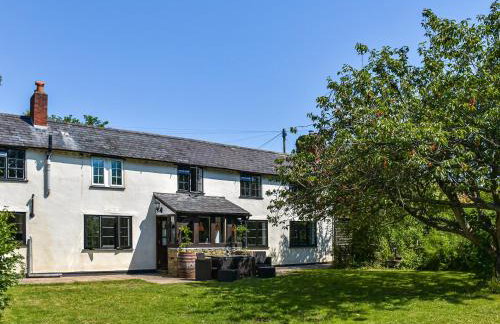 Bridge Cottage - Photo 1