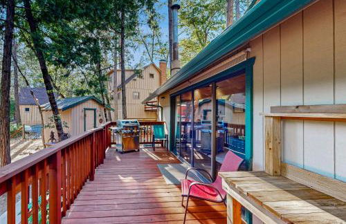 Walk to Golf and Restaurants Serene Twain Harte Gem - Photo 21