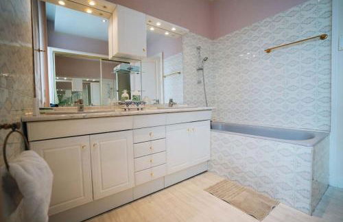 L'Écrin - Stationnement Privatif - Coeur de ville - Foto 37