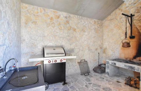 Nice Home In Zrnovnica-Split With Sauna - Foto 13