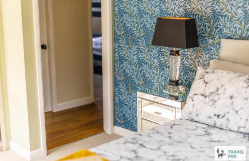 Smithy Bank Cottage - with free parking! - Photo 13