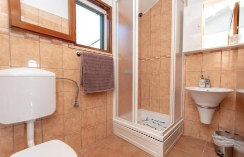 Pet Friendly Home In Cara - Photo 49