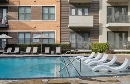 Modern Stylish Suite Design District Dallas - Foto 28