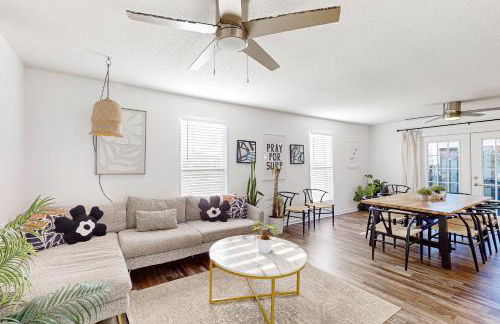 Gorgeous coastal dog-friendly home with plenty of space and close to everything - Foto 5