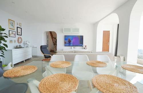 A+View Private Terrace Private Pool Family Fun - Photo 8