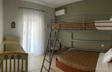 Vicky's house - Photo 9