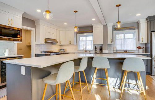 Explore Orange and NYC! Luxury Family Home with Deck - Foto 11