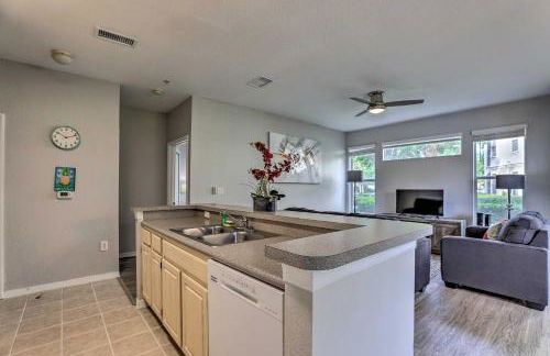 Lake-View Condo with Pool Access 6 Mi to Disney! - Foto 11