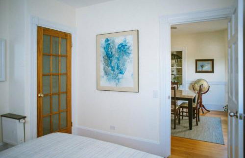 Peaceful Oasis on Munjoy Hill 2nd flr 3BR parking - Foto 35