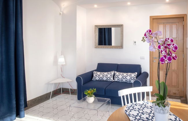 Luxury Villa with Penthouse, Pools and Sea View - Photo 63