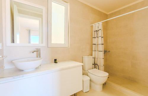 Resitour - Chania Aphrodite Beachfront - Photo 33