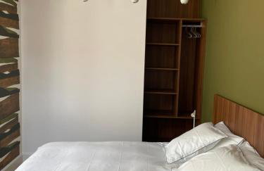 Appart POP 1 Centre ville calme avec parking public - Foto 11